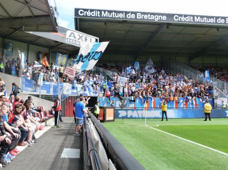 02-GUINGAMP-OM 03.jpg